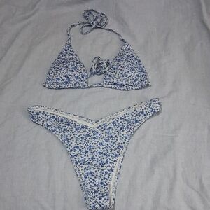 Hollister Blue and White Floral Bikini
